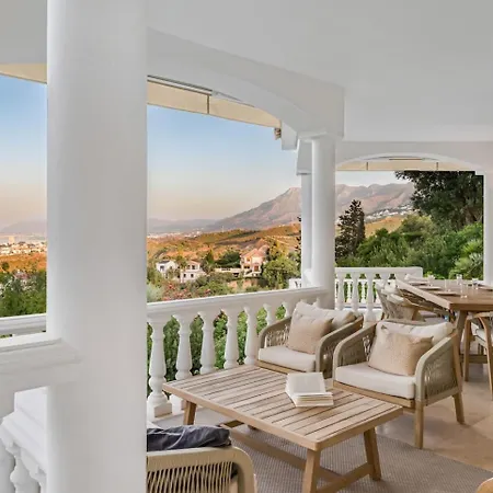 Villa Grand With Amazing Golf & Sea View