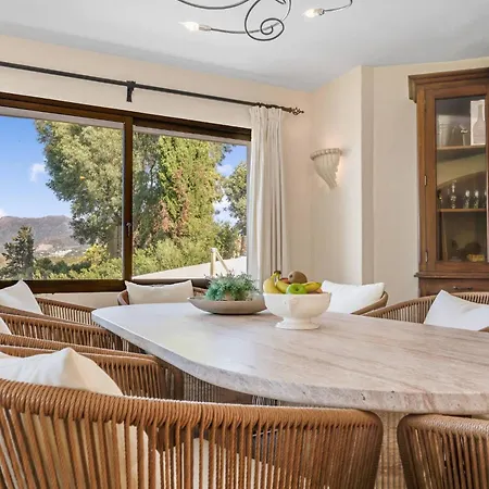 Villa Grand With Amazing Golf & Sea View
