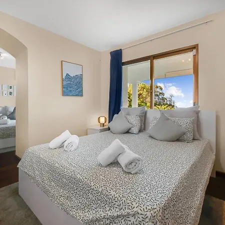 Grand With Amazing Golf & Sea View