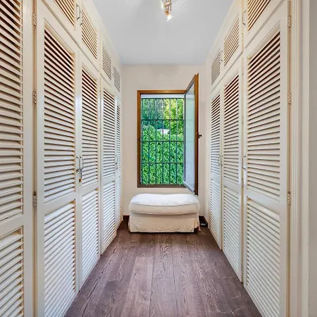 Grand With Amazing Golf & Sea View Villa Marbella
